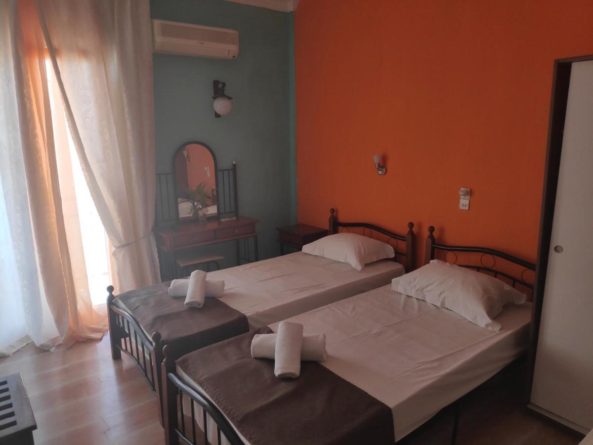 Angela - Zoi Rooms Skiathos-Stadt Exterior foto