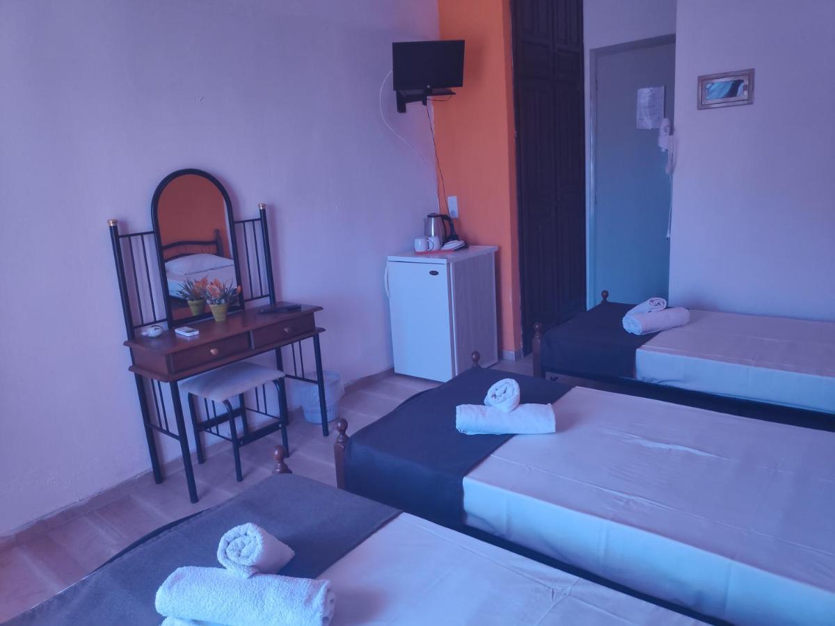 Angela - Zoi Rooms Skiathos-Stadt Exterior foto