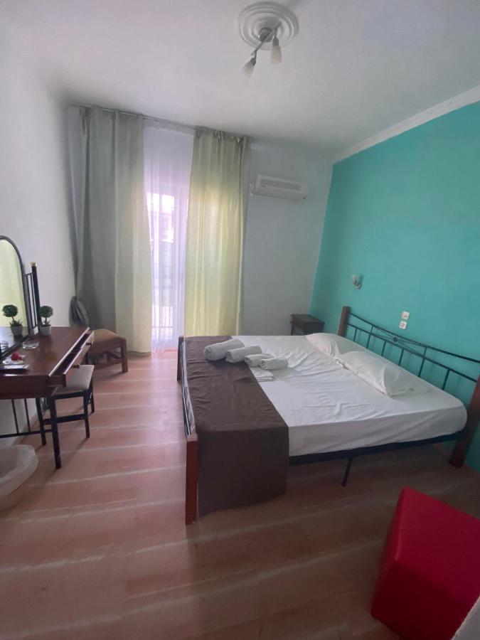 Angela - Zoi Rooms Skiathos-Stadt Exterior foto