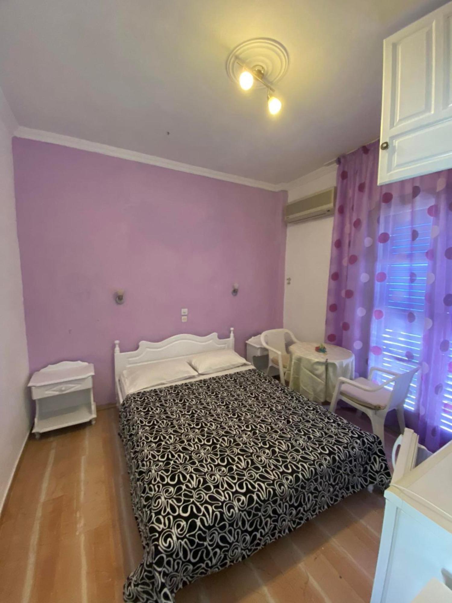 Angela - Zoi Rooms Skiathos-Stadt Zimmer foto