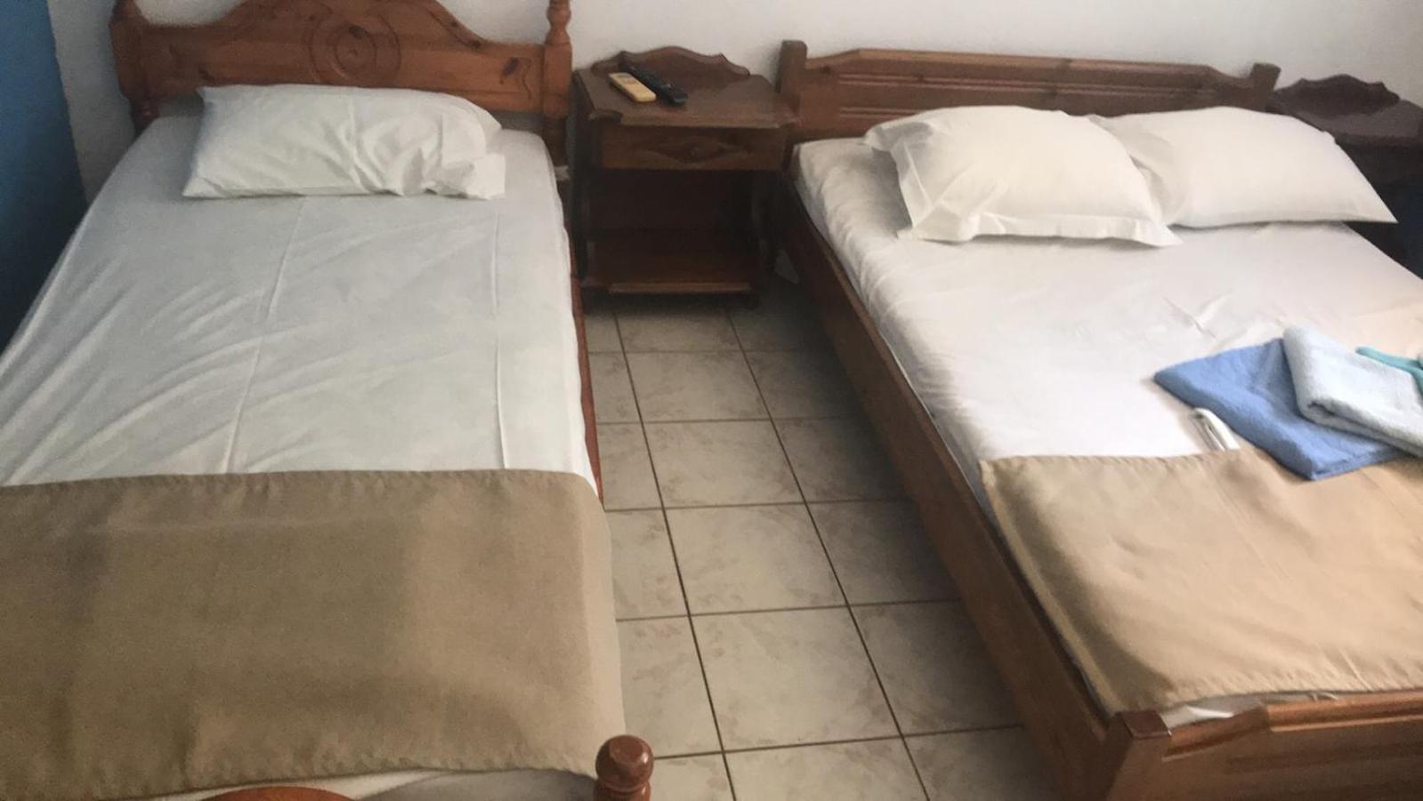 Angela - Zoi Rooms Skiathos-Stadt Zimmer foto